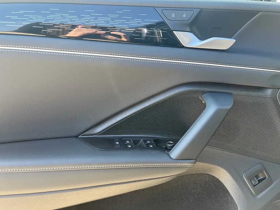 Volkswagen Tiguan - Thumbnail 6
