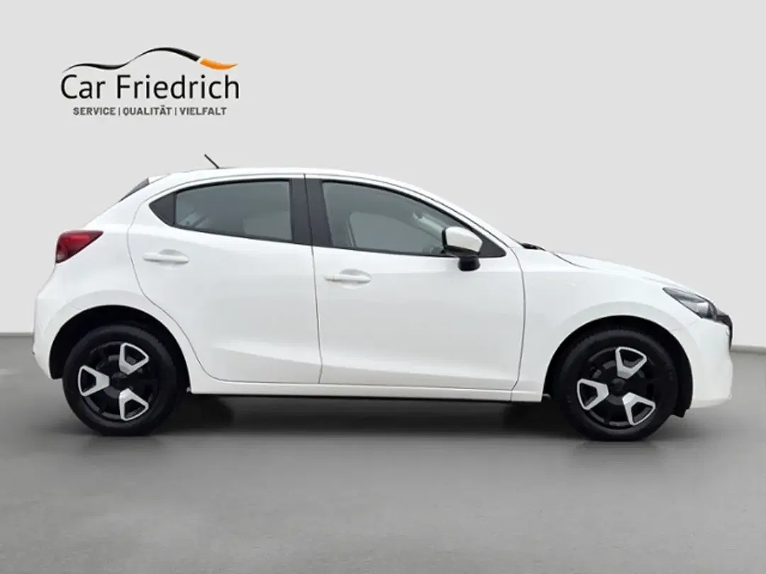 Mazda 2 - Thumbnail 4