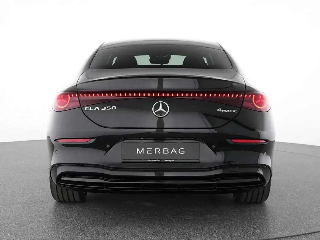 Mercedes-Benz CLA 350 - Thumbnail 4