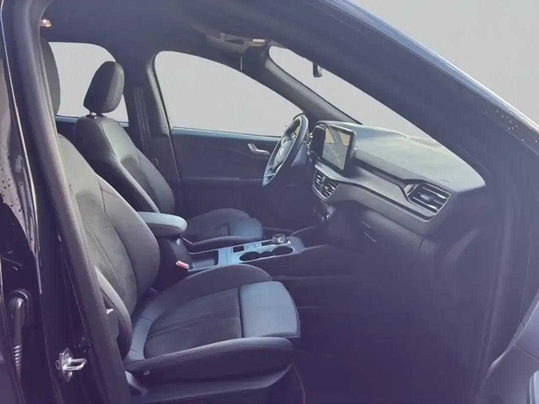 Ford Kuga - Thumbnail 8