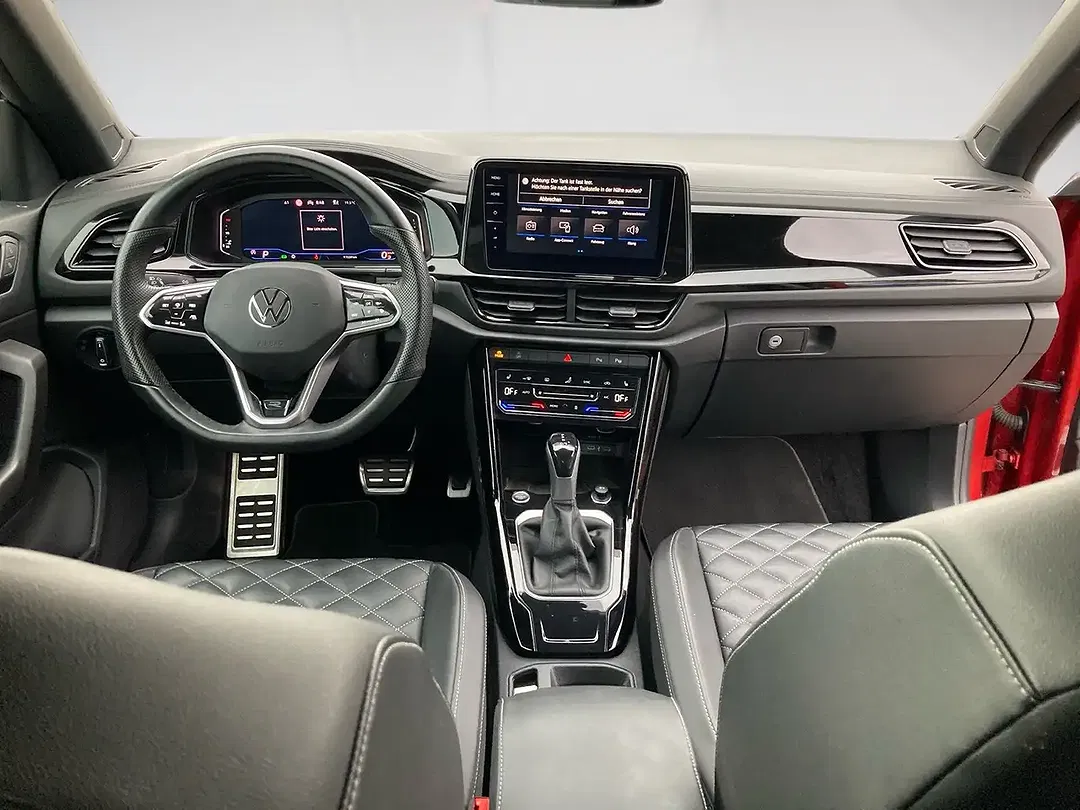 Volkswagen T-Roc - Thumbnail 10