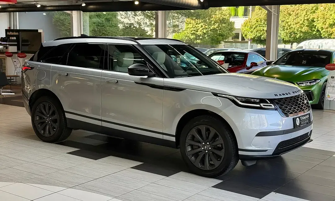 Land Rover Range Rover Velar - Thumbnail 4