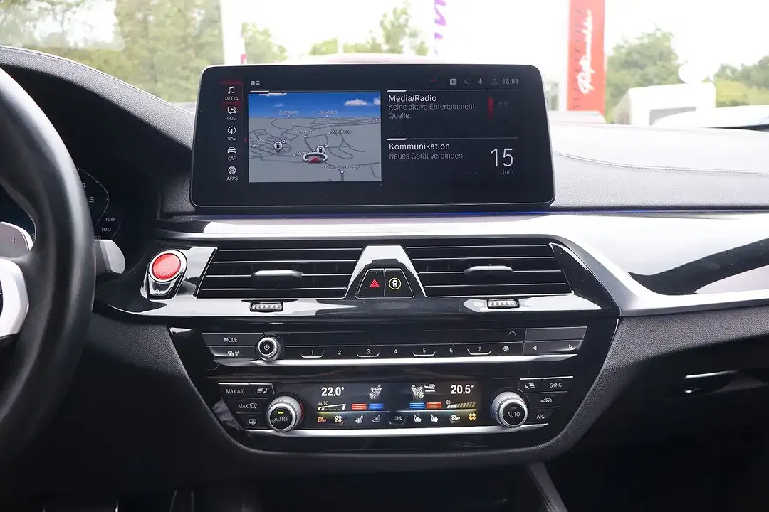 BMW M5 xDrive - foto 15
