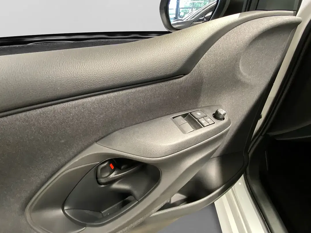 Mazda 2 - Thumbnail 10