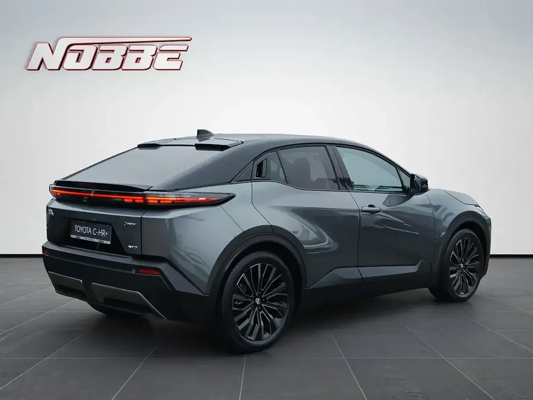 Toyota C-HR - Thumbnail 5