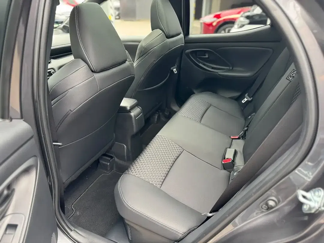 Mazda 2 - Thumbnail 6