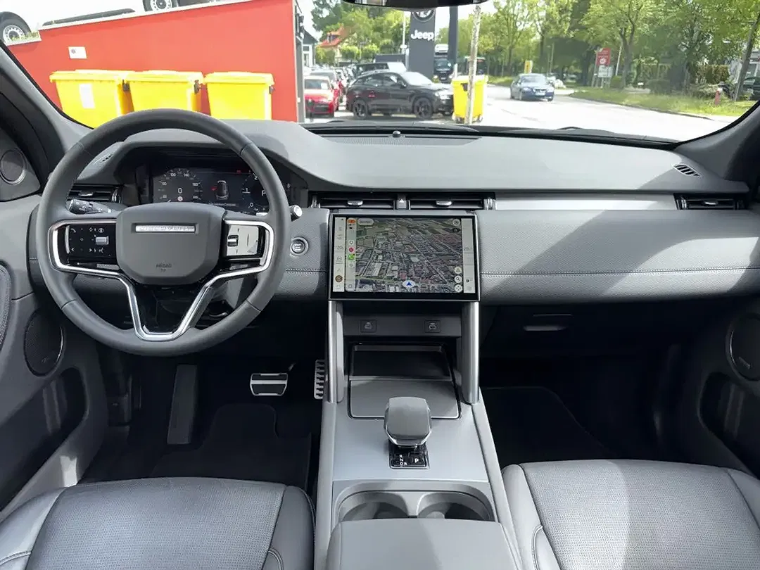 Land Rover Discovery Sport - Thumbnail 12