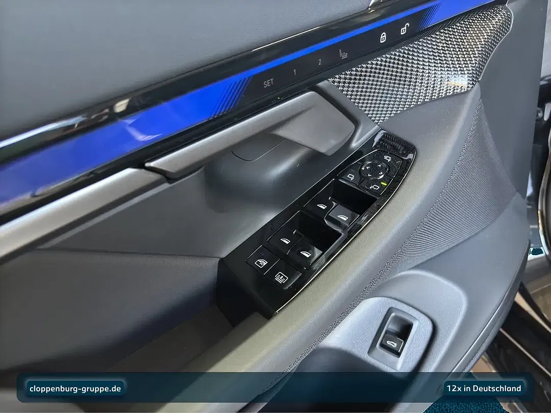 BMW M5 - Thumbnail 11