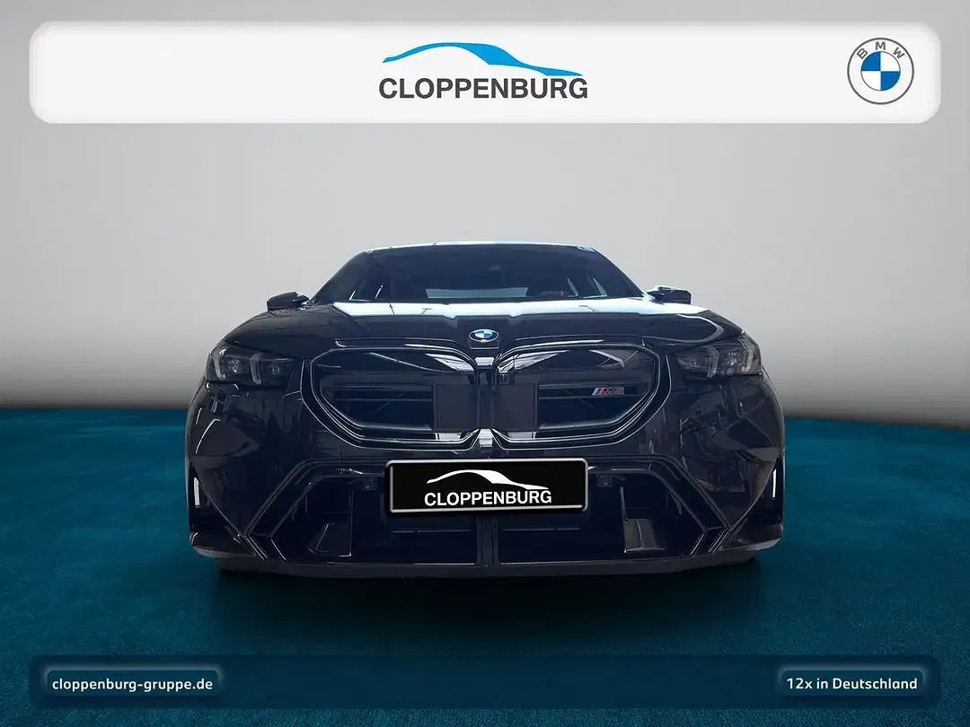 BMW M5 - Thumbnail 8