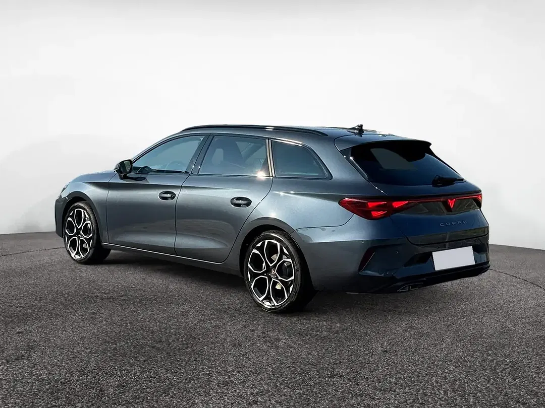 CUPRA Leon - Thumbnail 4