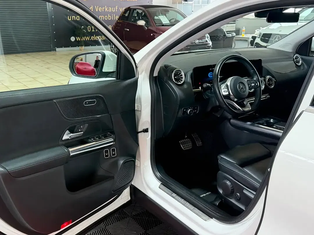 Mercedes-Benz GLA 250 - Thumbnail 7