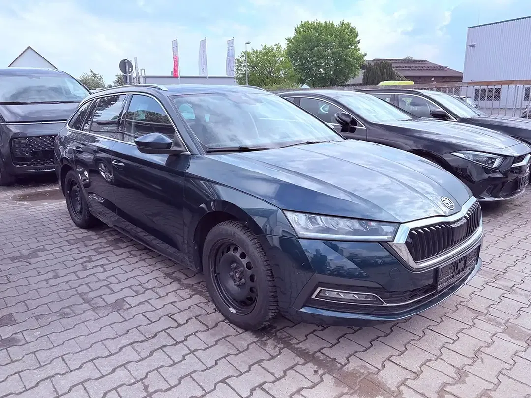 Skoda Octavia - Thumbnail 4