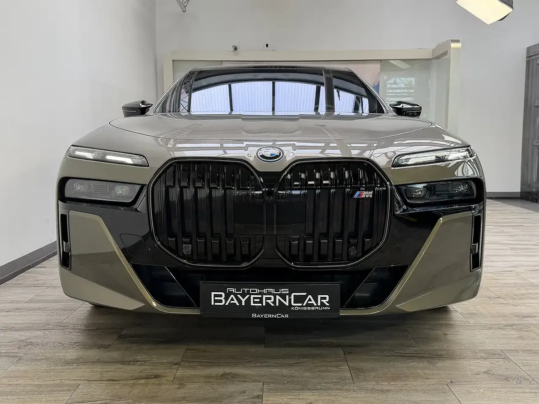 BMW 760 Executive - foto 2