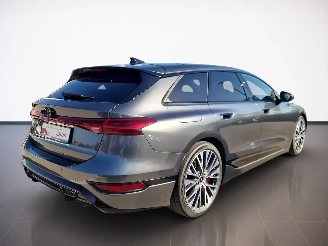 Audi S6 - Thumbnail 3