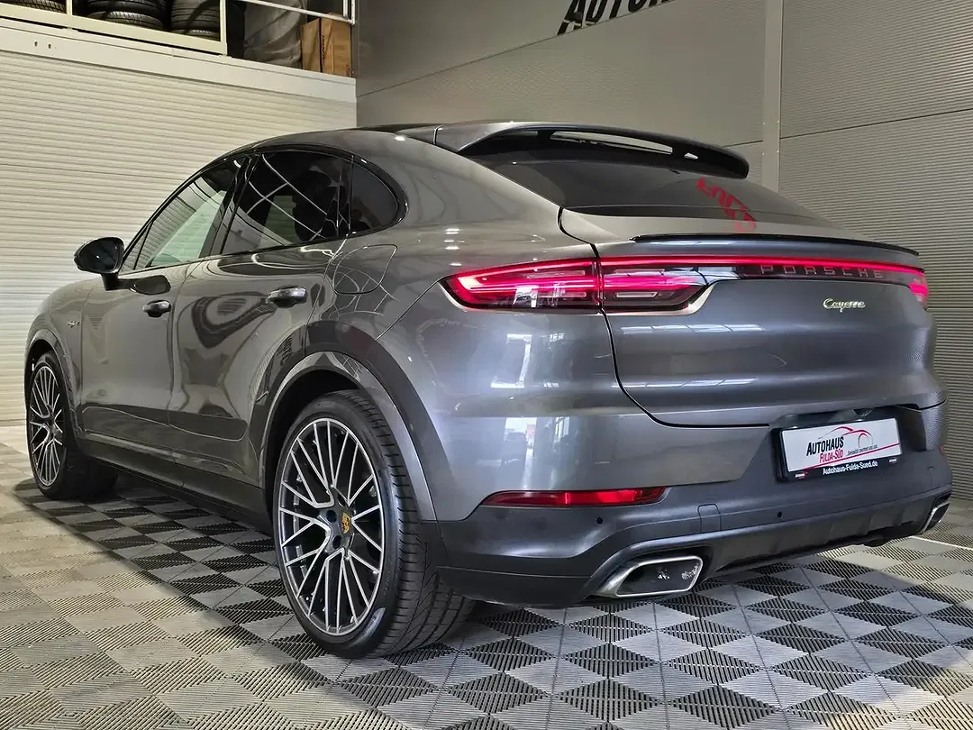 Porsche Cayenne - Thumbnail 7