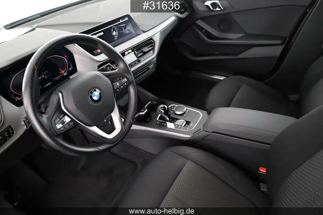 BMW 118 - Thumbnail 9