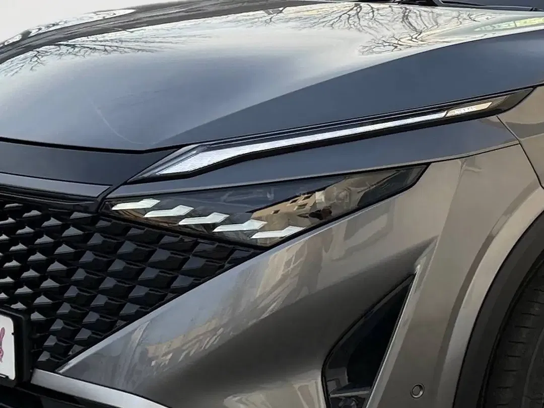 Nissan Qashqai - Thumbnail 5