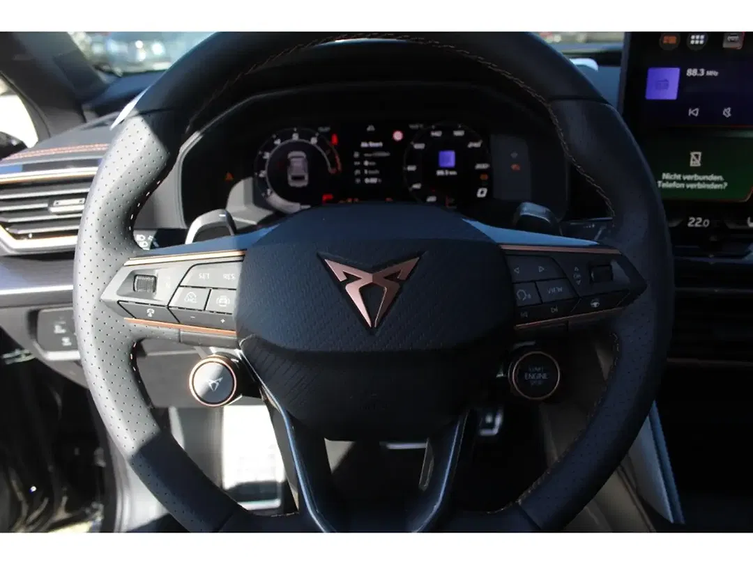 CUPRA Leon - Thumbnail 5