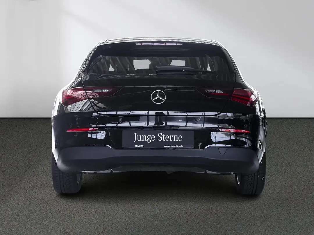Mercedes-Benz CLA 180 - Thumbnail 4