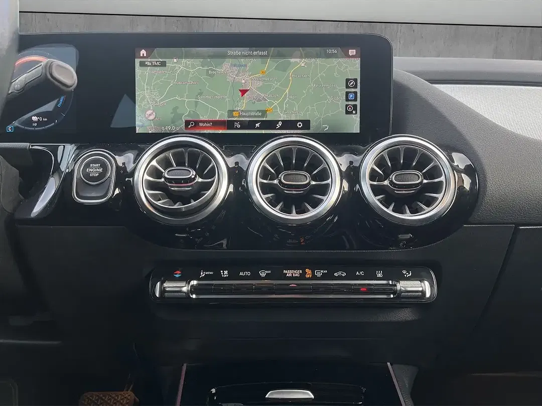 Mercedes-Benz GLA 250 - foto 15