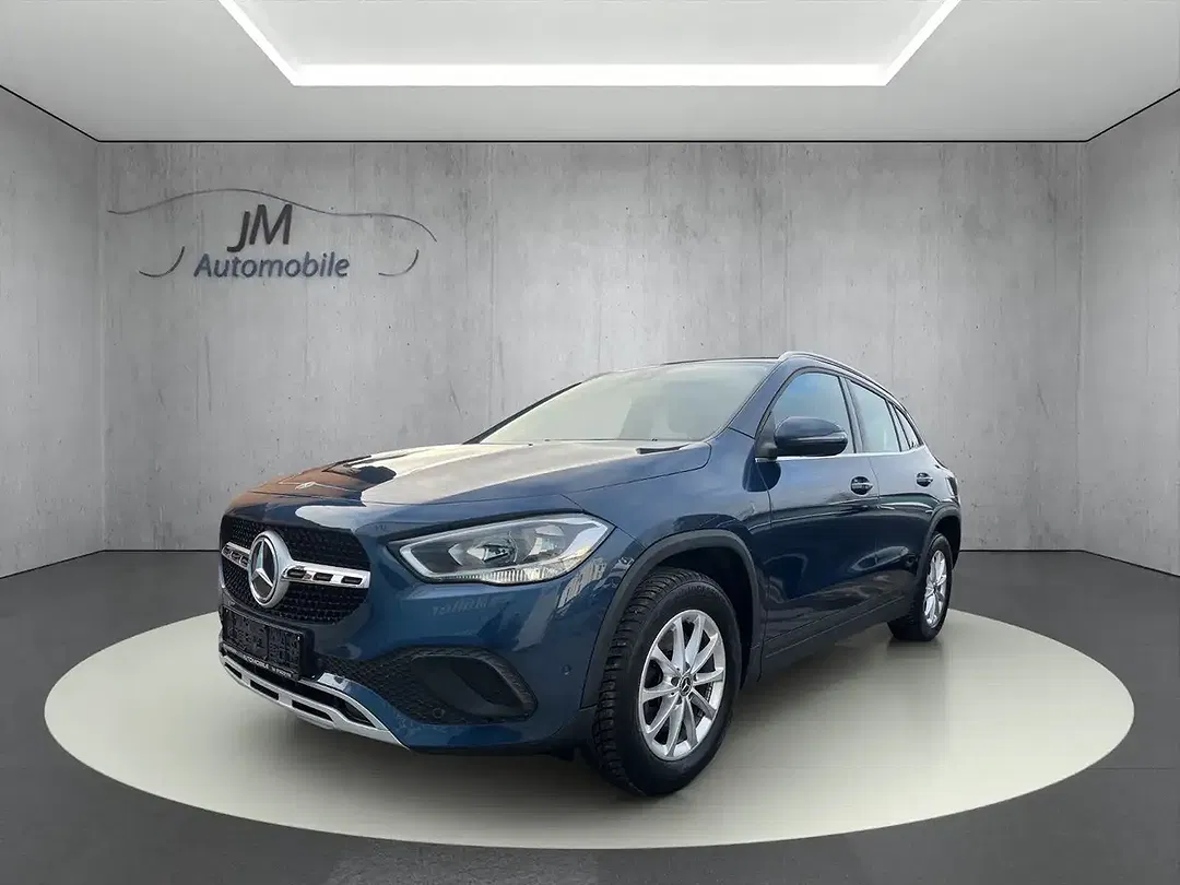Mercedes-Benz GLA 250 - Thumbnail 3
