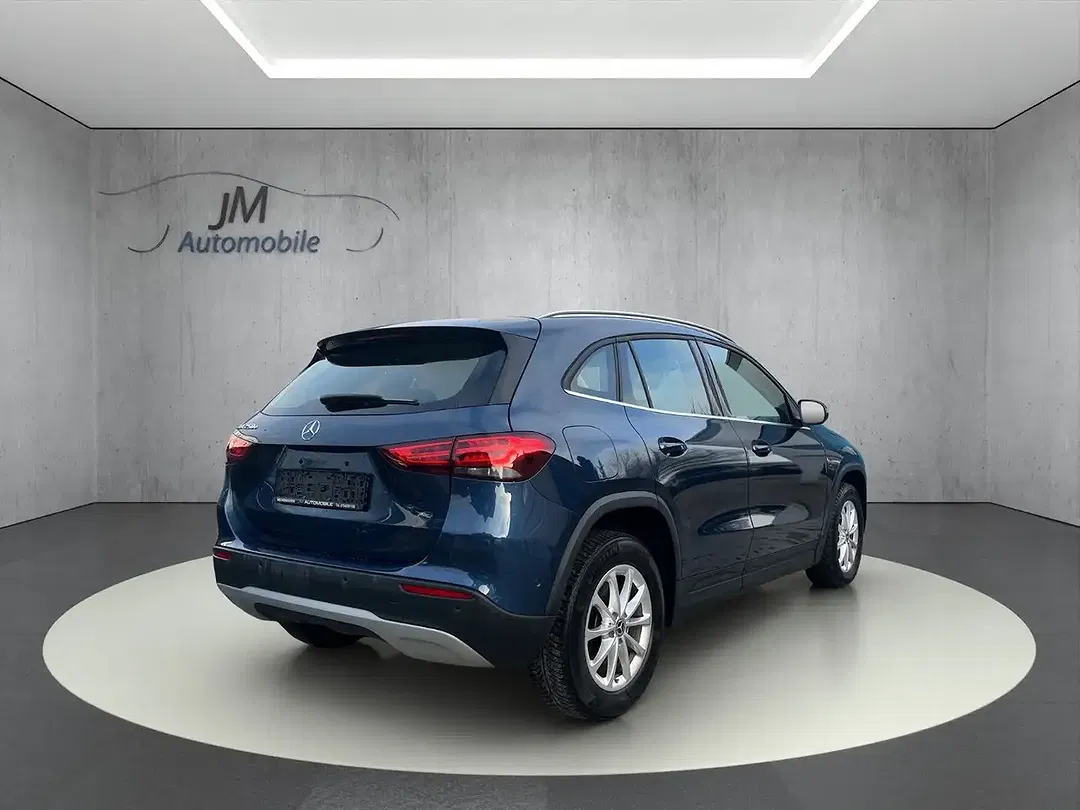Mercedes-Benz GLA 250 - Thumbnail 7