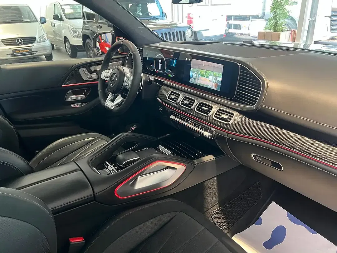 Mercedes-Benz GLS 63 AMG - Thumbnail 10