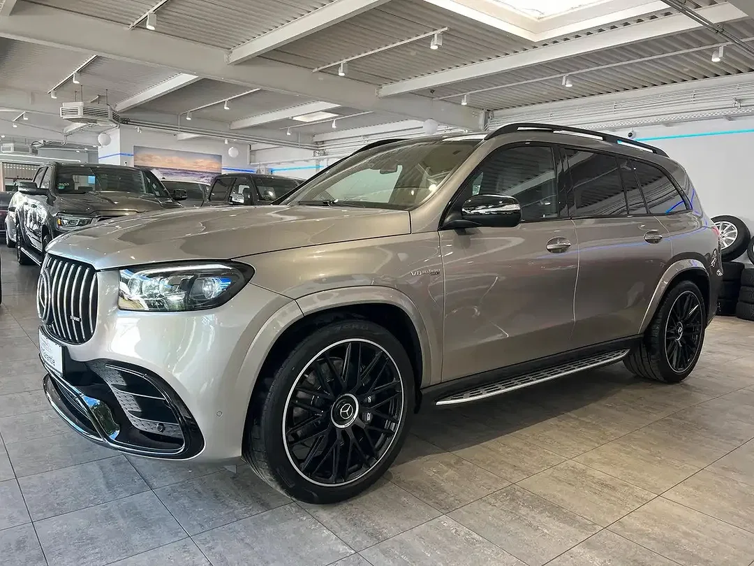 Mercedes-Benz GLS 63 AMG - Thumbnail 19
