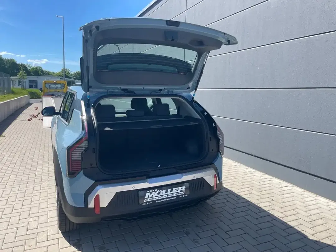 Kia EV3 - Thumbnail 12