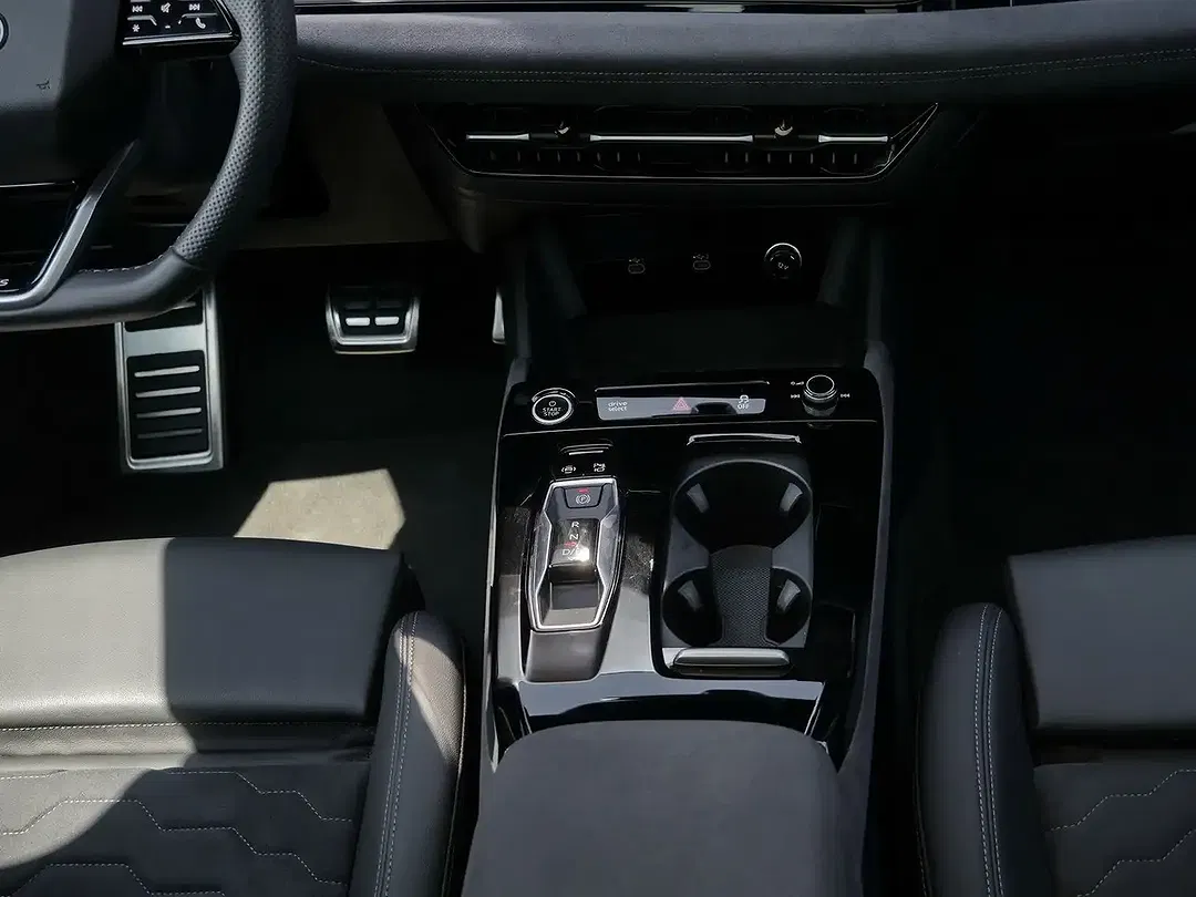Audi A6 e-tron - Thumbnail 6