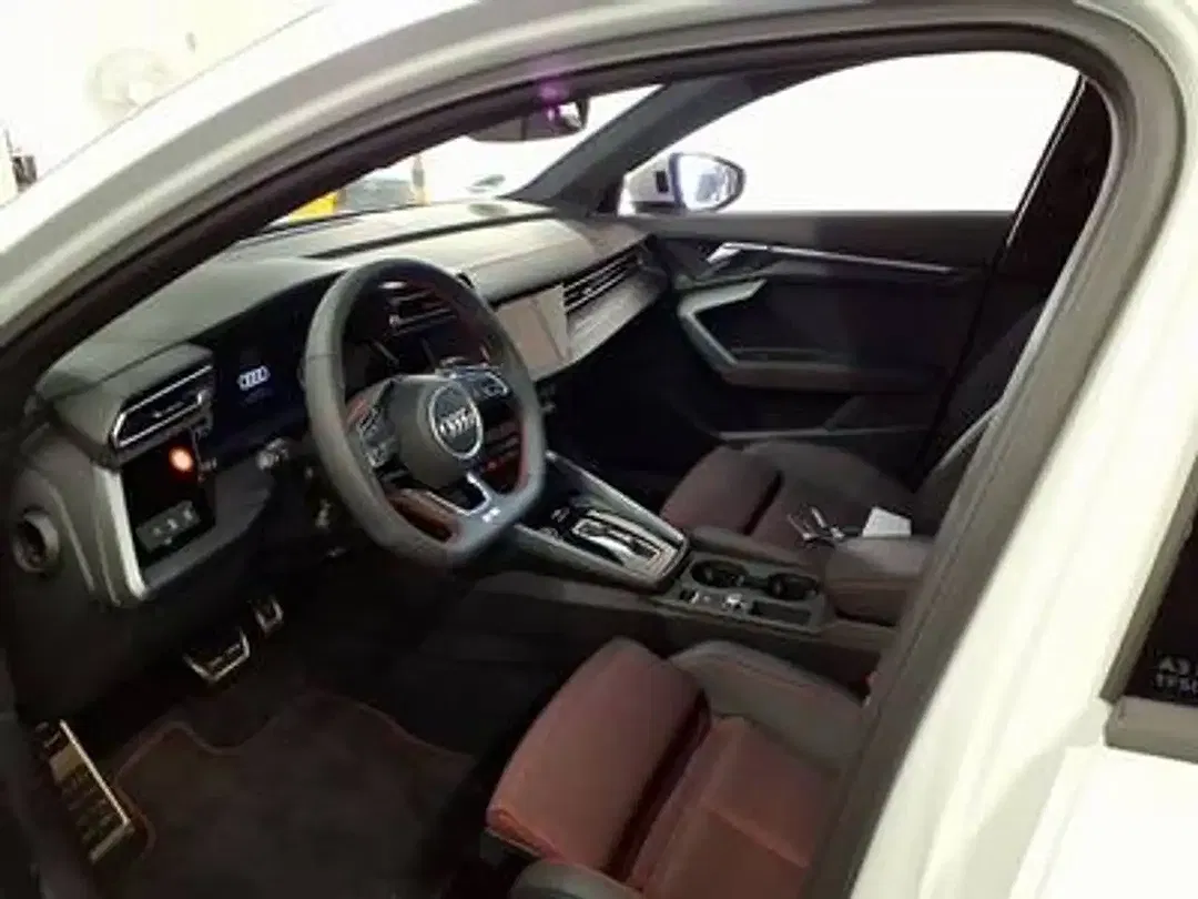Audi A3 - Thumbnail 4