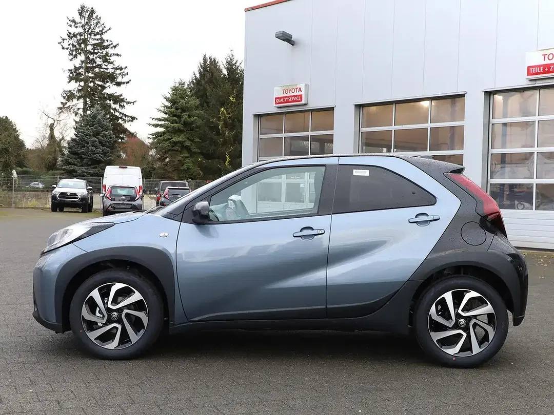 Toyota Aygo X - Thumbnail 3