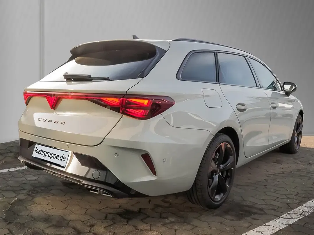 CUPRA Leon - Thumbnail 4