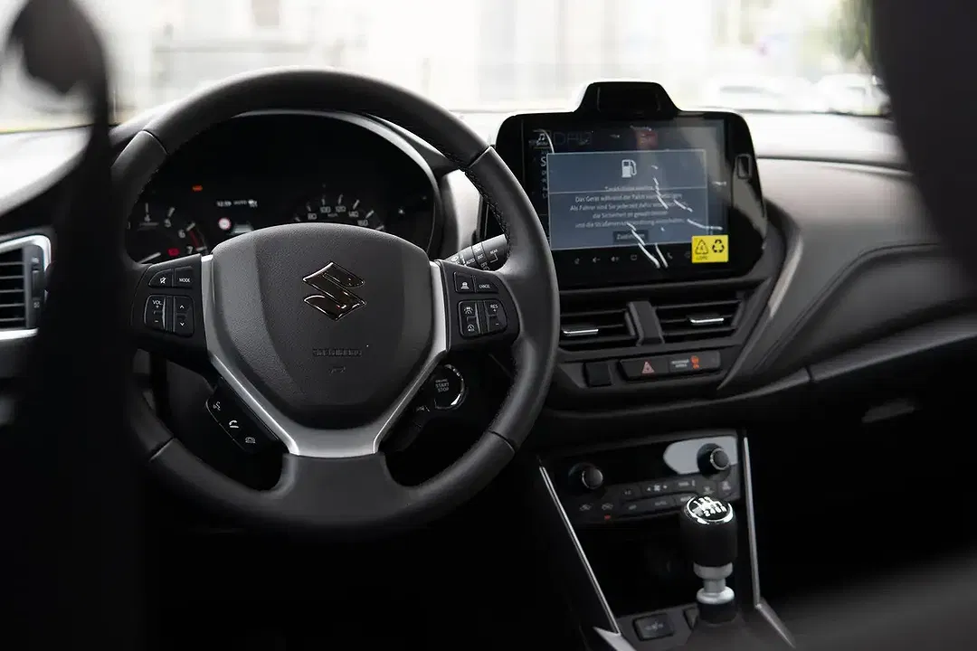 Suzuki S-Cross - Thumbnail 3