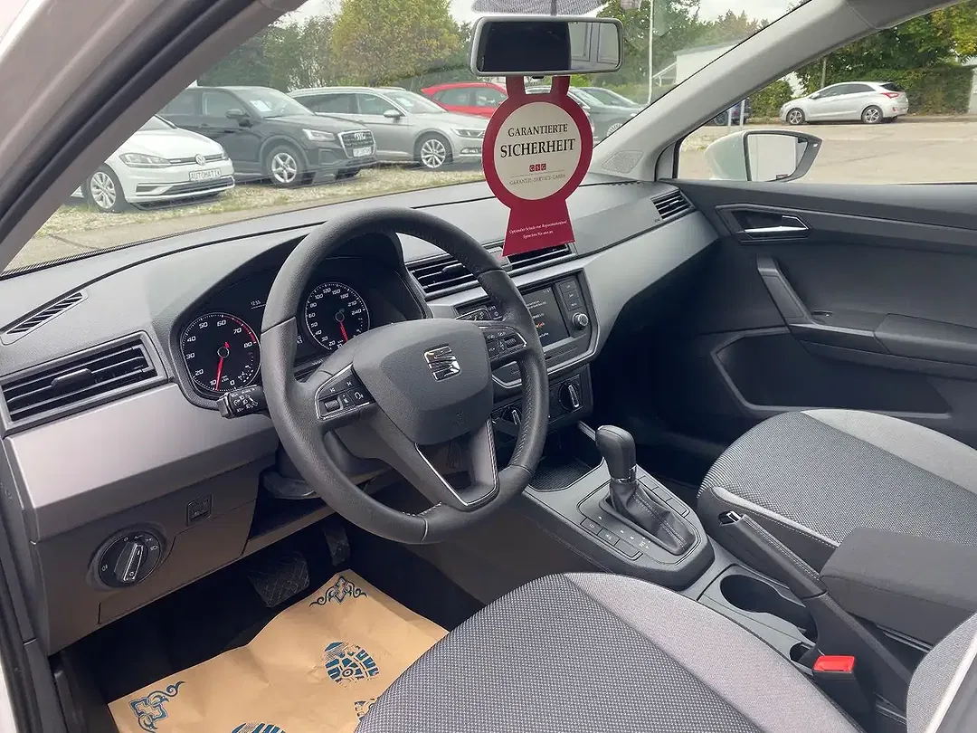 SEAT Ibiza - Thumbnail 11