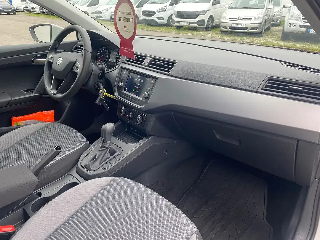 SEAT Ibiza - Thumbnail 14