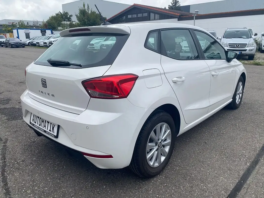 SEAT Ibiza - Thumbnail 9