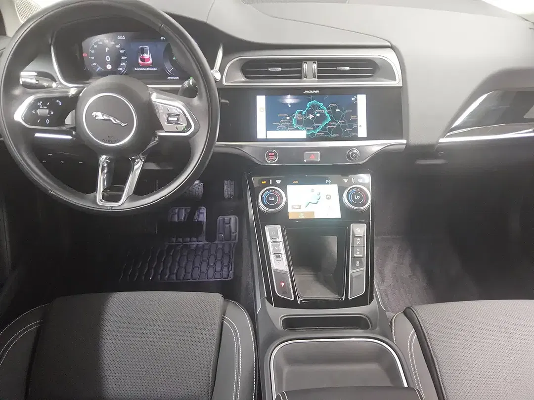 Jaguar I-Pace - Thumbnail 4