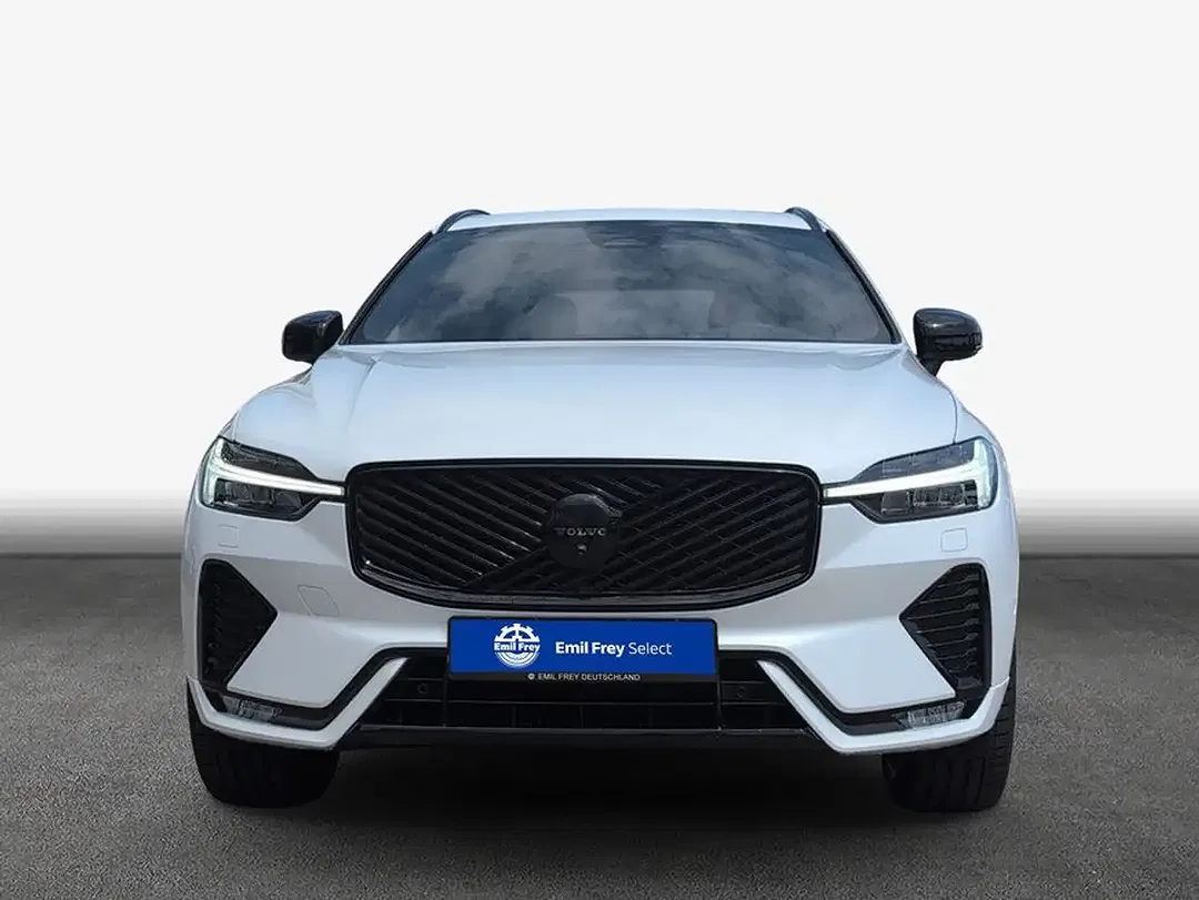 Volvo XC60 - Thumbnail 3