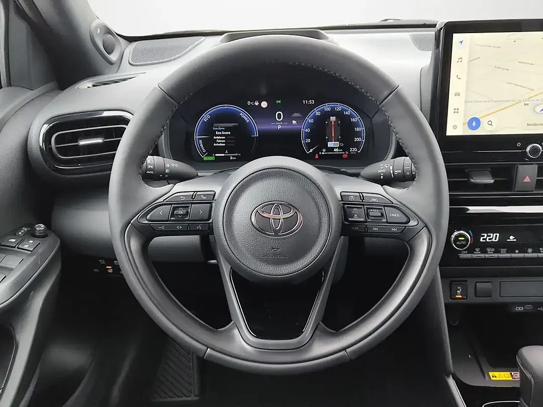 Toyota Yaris Cross - Thumbnail 11