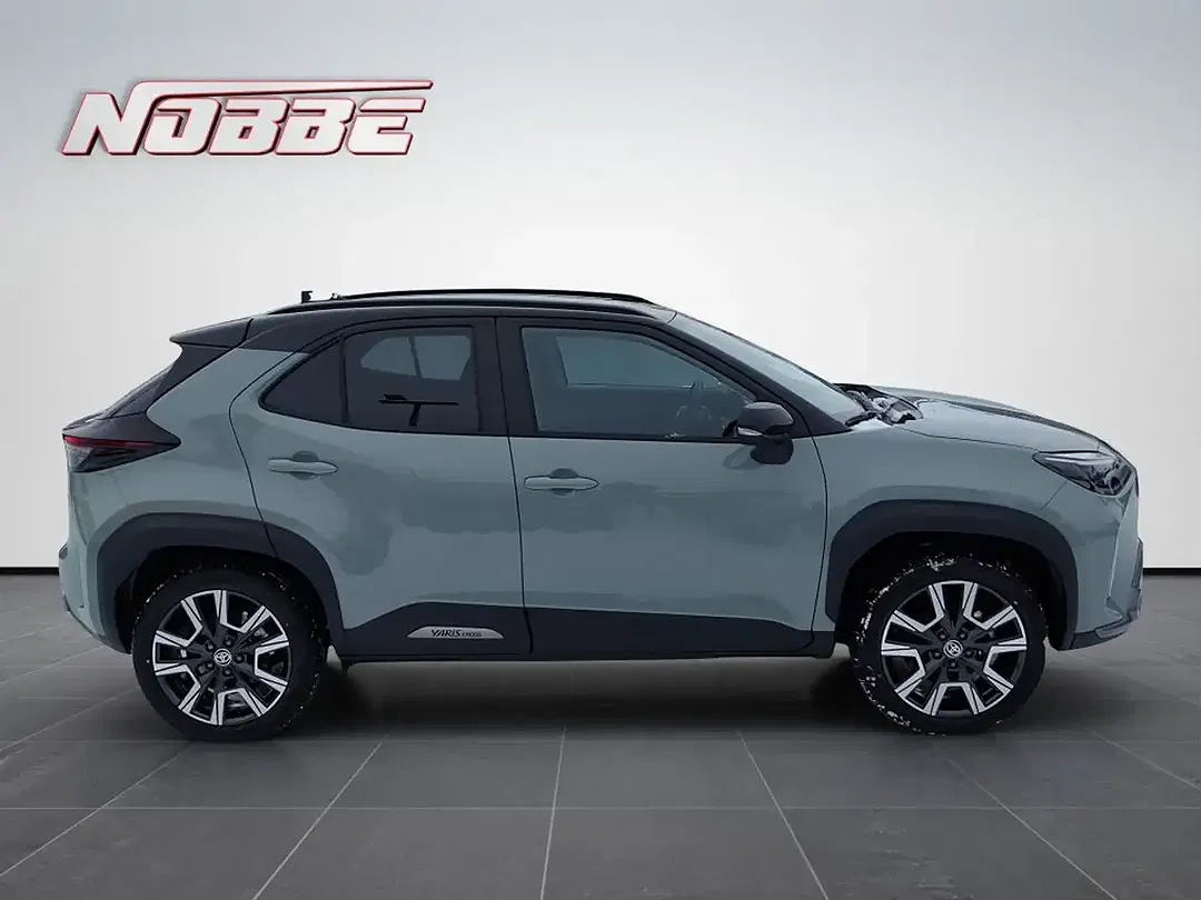 Toyota Yaris Cross - Thumbnail 6