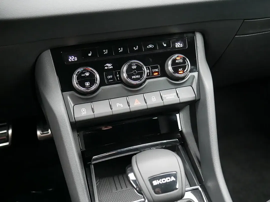 Skoda Karoq - Thumbnail 11