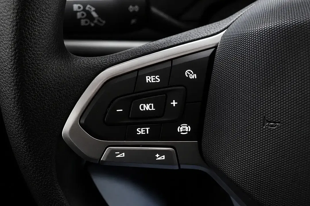 Volkswagen Polo - Thumbnail 13