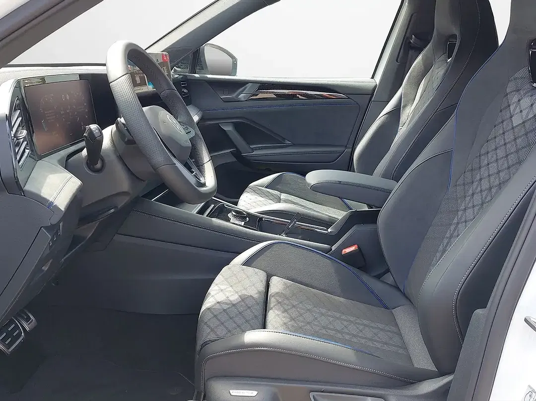 Volkswagen Tiguan - Thumbnail 7