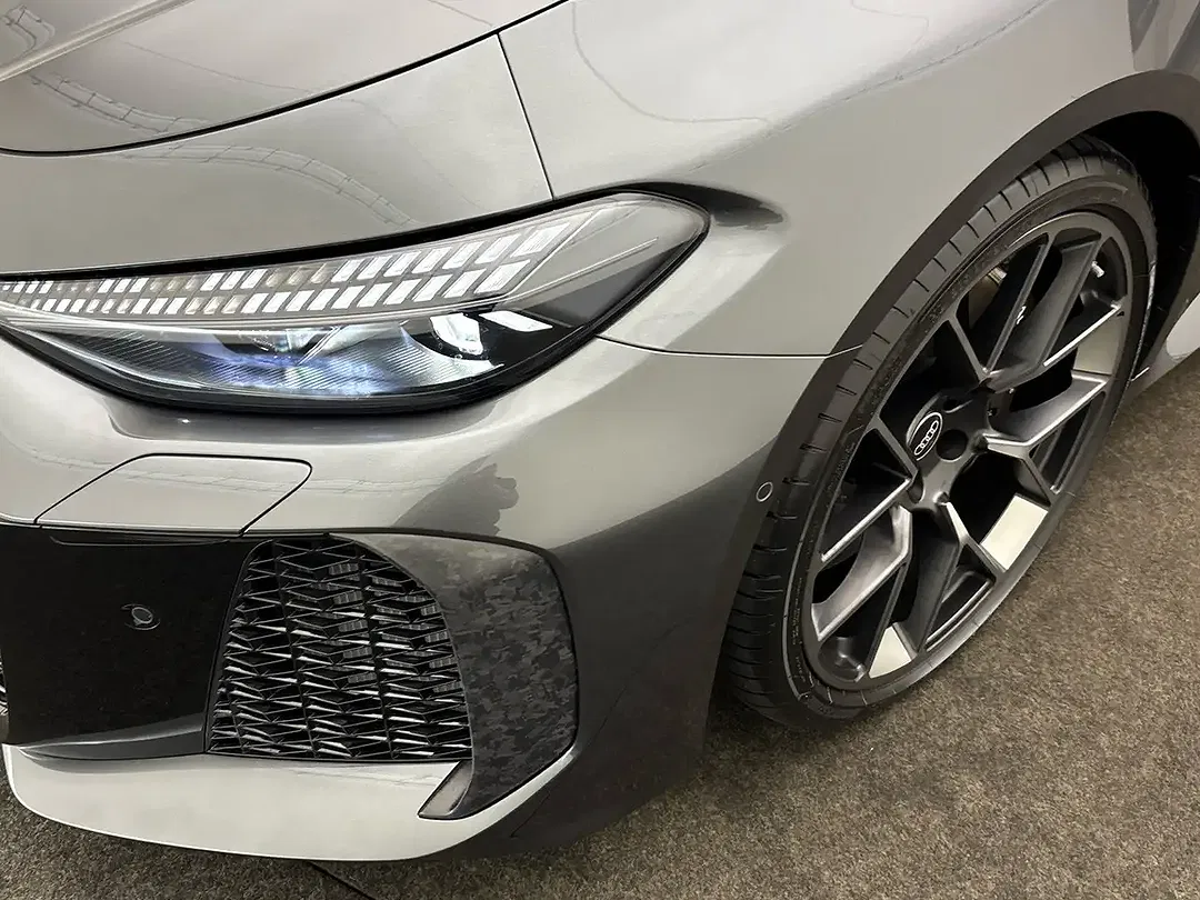 Audi RS5 - Thumbnail 5