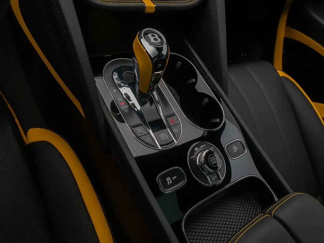 Bentley Bentayga - Thumbnail 22