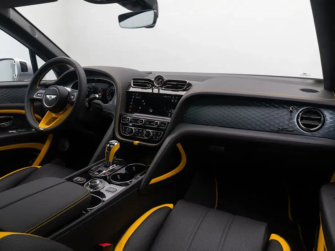 Bentley Bentayga - Thumbnail 46