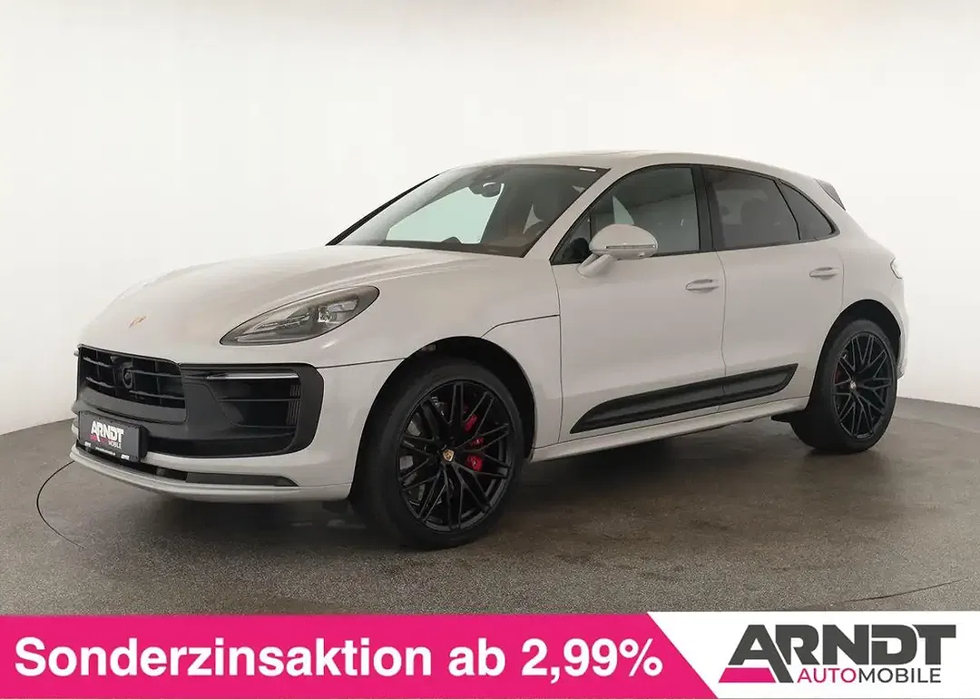 Porsche Macan - Thumbnail 1