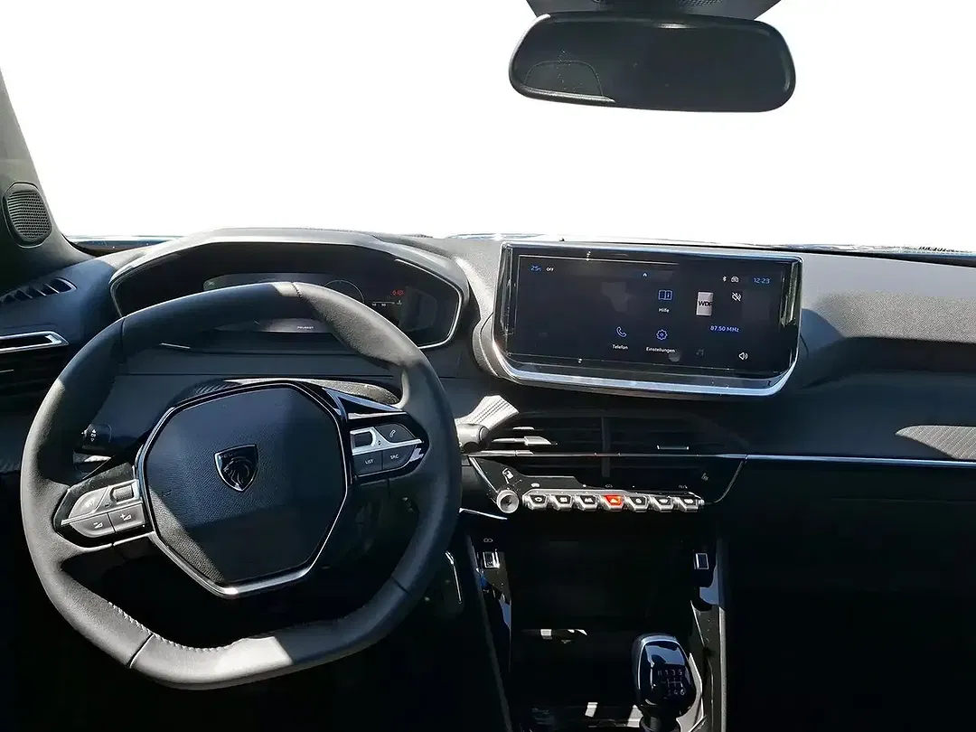 Peugeot 2008 - Thumbnail 9