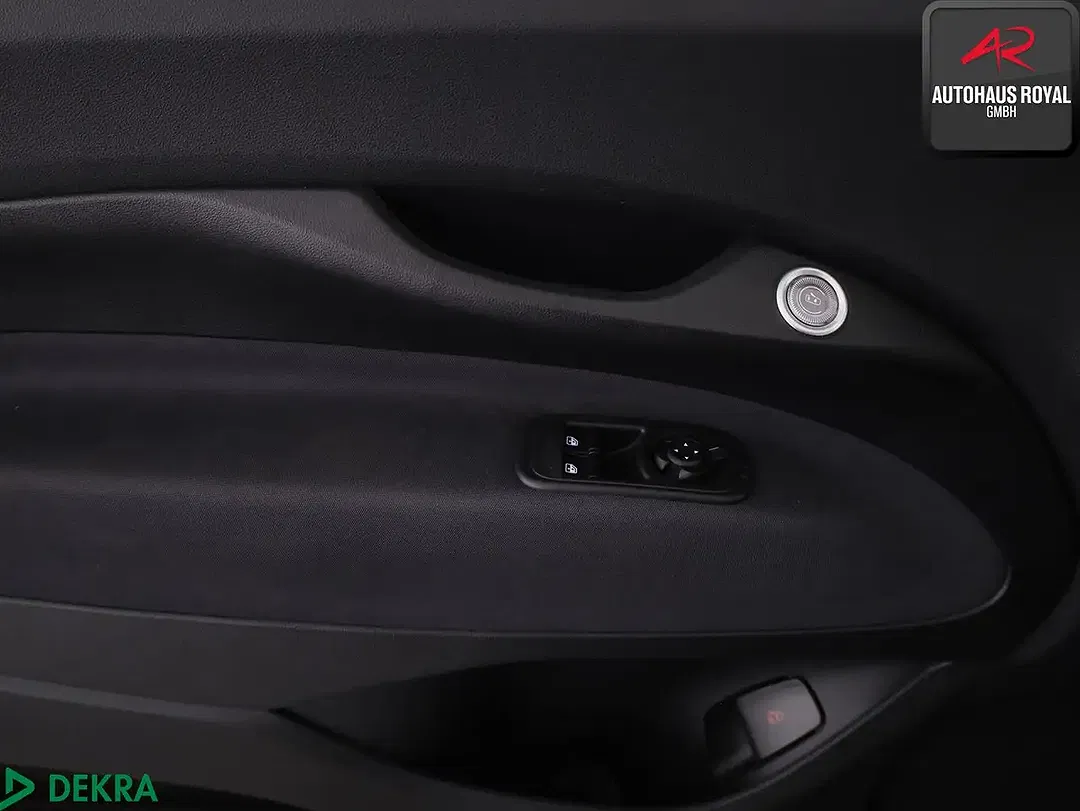 Fiat 500e - Thumbnail 13